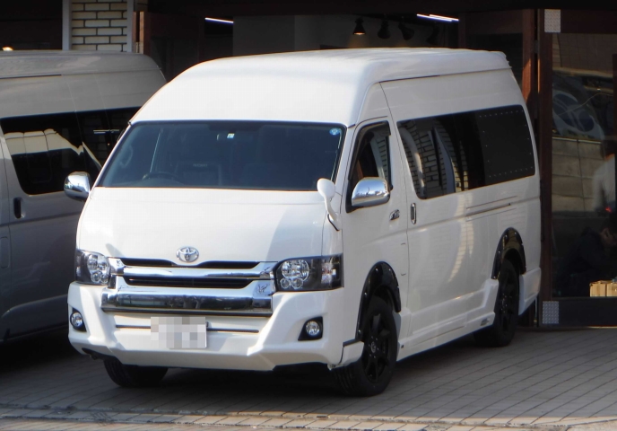 希少ワイドディーゼルターボ 4wd内装付きワゴン車ベース 完成型トランポ ナビtv付 E A